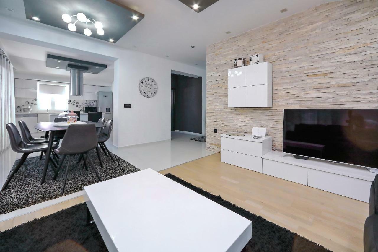 Apartments Neli Бибинье Экстерьер фото